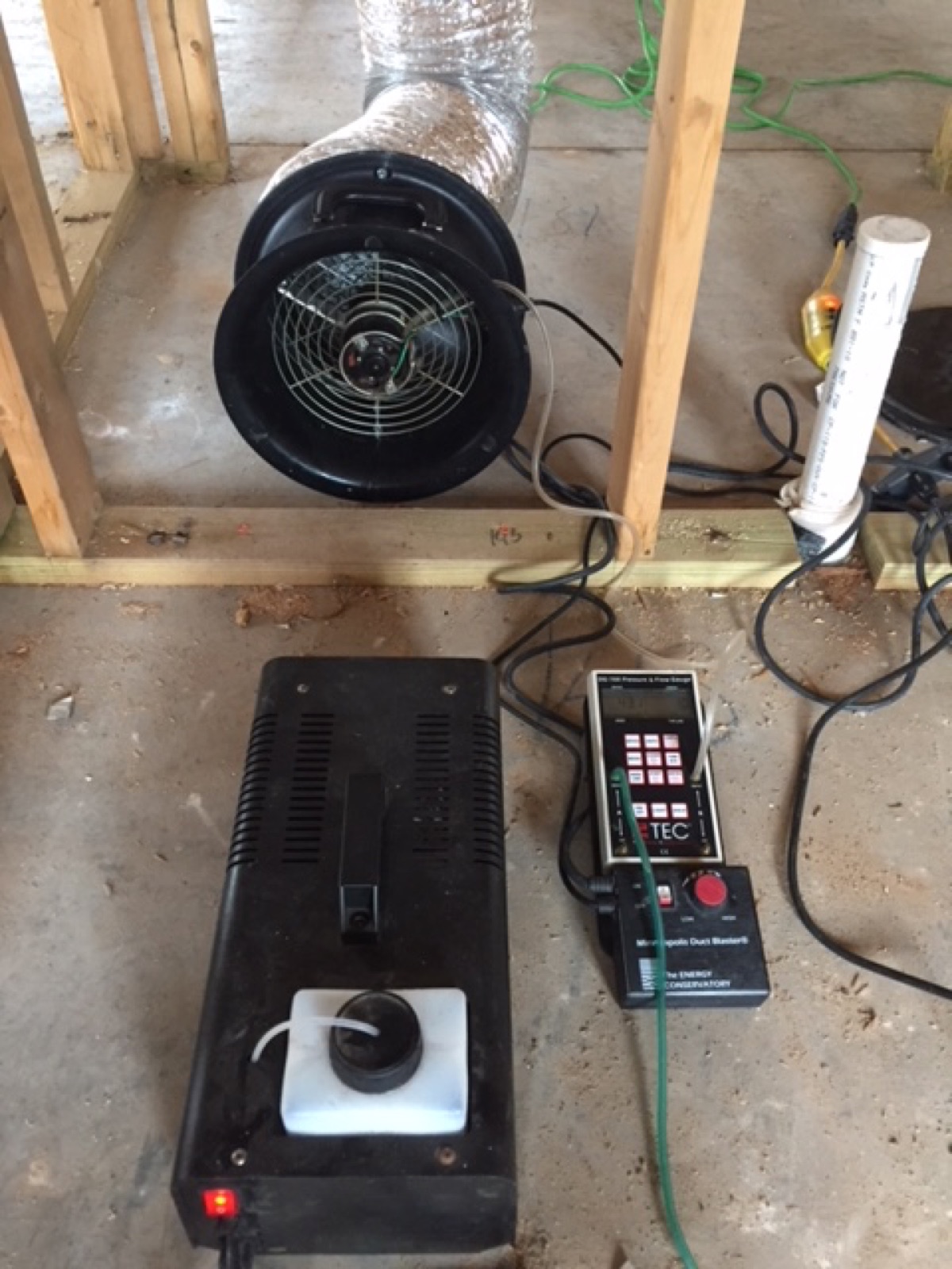 Duct blaster leak testing